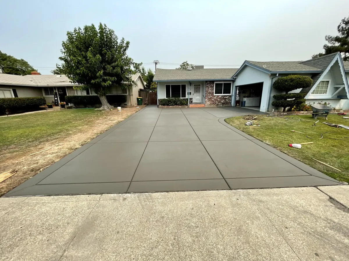 Completed MG Concrete residential driveway